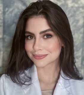 Dra. Amanda Luiza Dalagassa